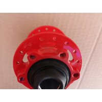 XLC Evo Disc IS 6-Loch Nabe vorn, 100*15 mm, 32 Loch, rot