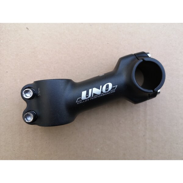 Kalloy UNO Aheadsetvorbau, 90 mm, 25,4 mm Lenkerklemmung, schwarz, 10°